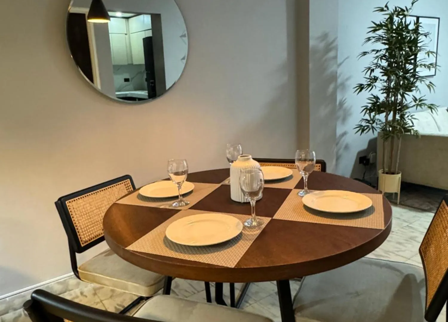Casa Central Con Parqueadero Cali Semesterbostad